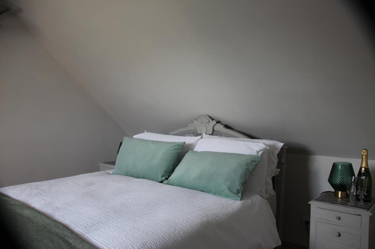 Belle Vue Terrasse Bed and Breakfast Ζιβερνί Εξωτερικό φωτογραφία